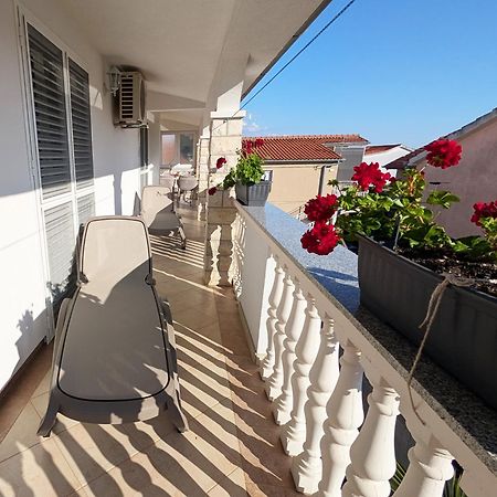 Modern 3Br Apartments In Zadar With Balcony Or Terrace, Free Parking & Ac Exterior photo